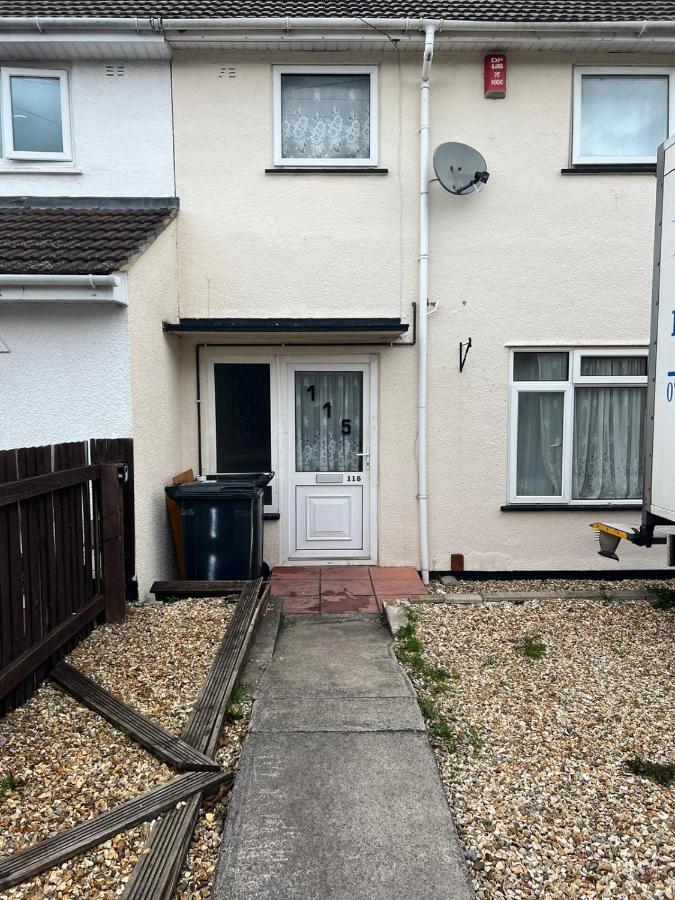 Hotel Shared House In Chakeshill Drive Bristol Exterior foto